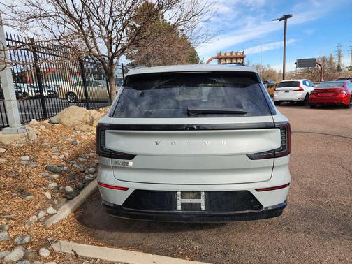 2025 Volvo EX90 Ultra, Twin Motor Performance, Fully electric, 7 Seats