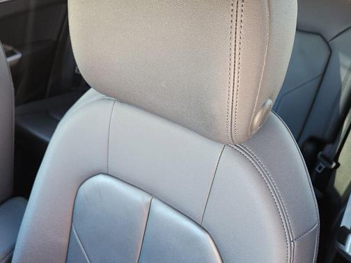 2024 Audi Q3 Premium 45 TFSI S line quattro Tiptronic