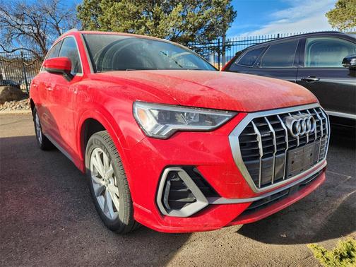 2024 Audi Q3 Premium 45 TFSI S line quattro Tiptronic