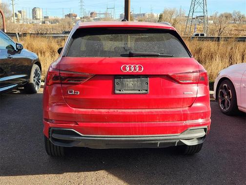 2024 Audi Q3 Premium 45 TFSI S line quattro Tiptronic