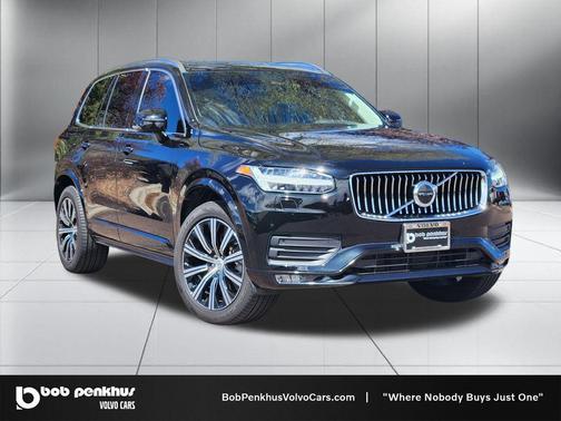 Onyx Black Metallic 2023 Volvo XC90 B5 Core