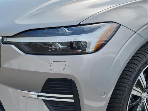 2022 Volvo XC60 B5 Inscription