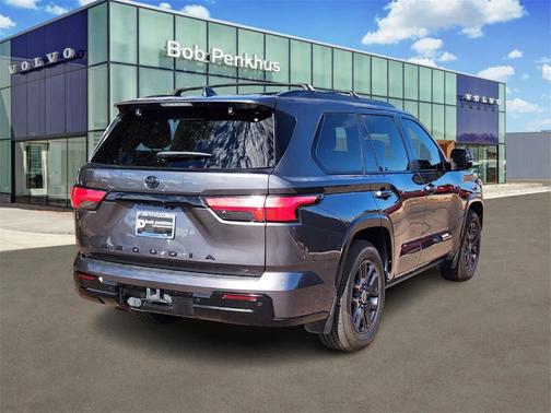 2024 Toyota Sequoia Platinum