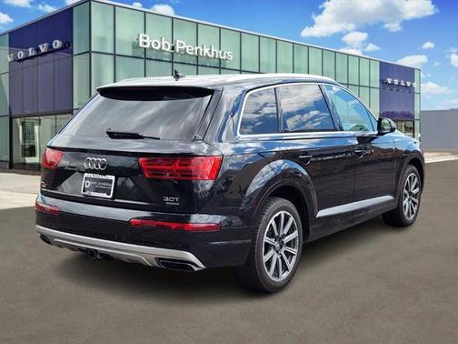 2017 Audi Q7 3.0T Premium