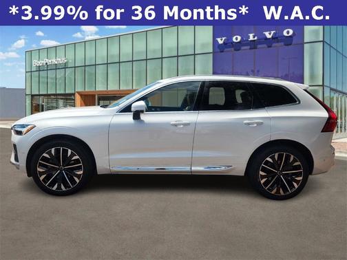 2023 Volvo XC60 B5 Ultimate Bright Theme