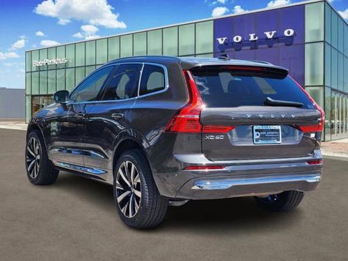 2022 Volvo XC60 Recharge Plug-In Hybrid T8 Inscription