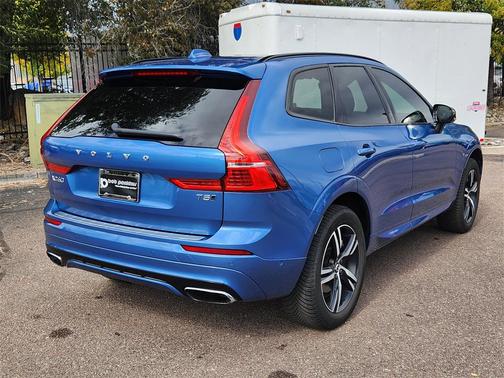 2021 Volvo XC60 T5 R-Design