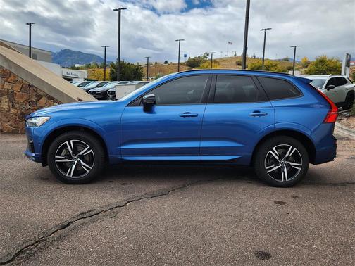 2021 Volvo XC60 T5 R-Design