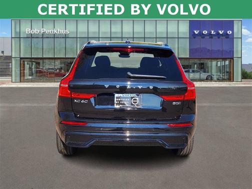 2025 Volvo XC60 B5 Plus