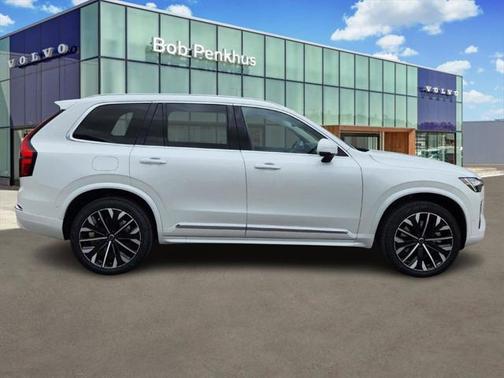 2025 Volvo XC90 Plug-In Hybrid T8 Plus 7-Seater