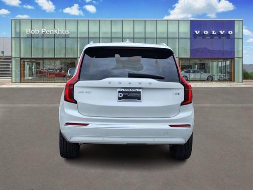 2025 Volvo XC90 Plug-In Hybrid T8 Plus 7-Seater
