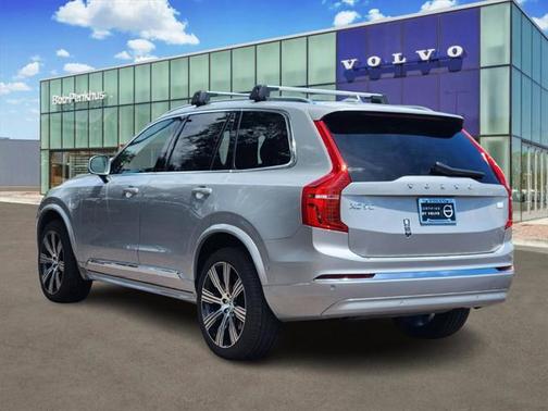 2024 Volvo XC90 Recharge Plug-In Hybrid T8 Ultimate Bright Theme 7-Seater