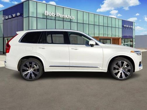 2025 Volvo XC90 B6 Plus 7-Seater