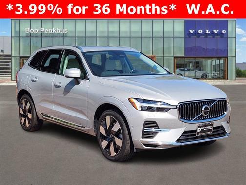 2023 Volvo XC60 Recharge Plug-In Hybrid T8 Plus Bright Theme