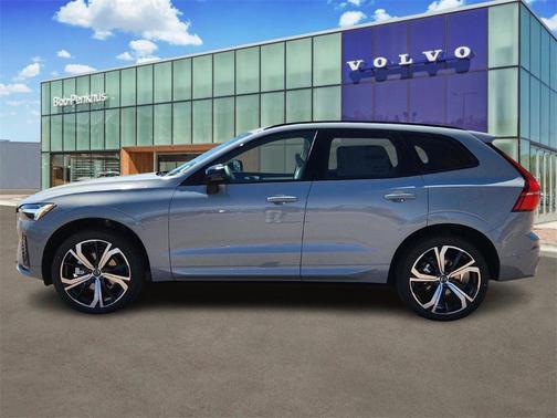 2025 Volvo XC60 B5 Ultra