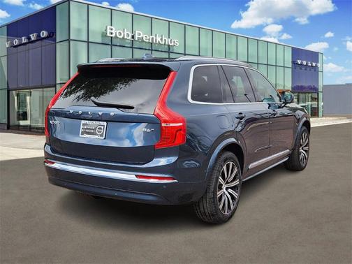 2025 Volvo XC90 B6 Plus 7-Seater