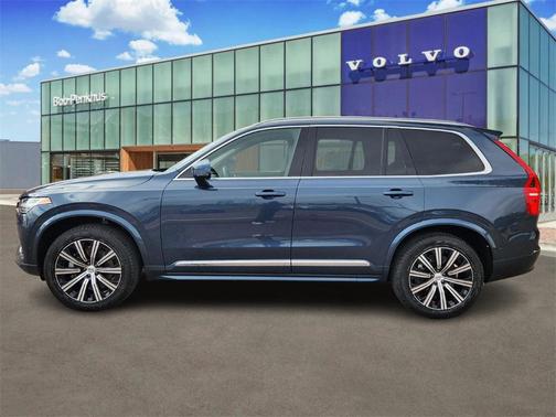 2025 Volvo XC90 B6 Plus 7-Seater