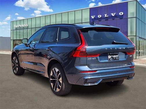 2026 Volvo XC60 B5 Plus