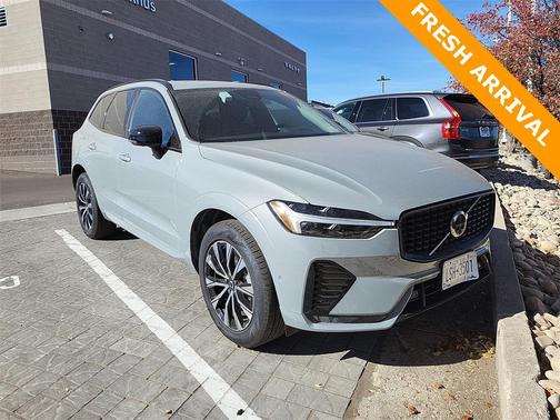 2025 Volvo XC60 Plus