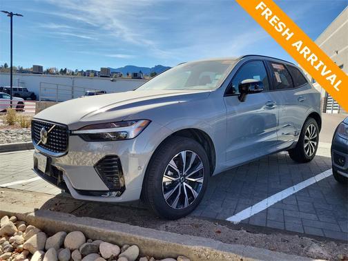 2025 Volvo XC60 Plus