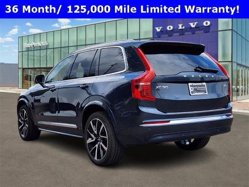 2023 Volvo XC90 B5 Plus