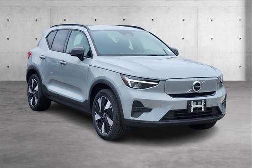 2025 Volvo EX40 Twin Motor Core