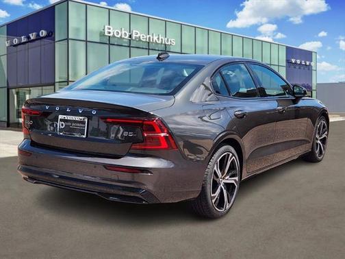 2025 Volvo S60 B5 Core