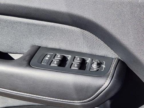 2024 Volvo XC60 Recharge Plug-In Hybrid T8 Polestar