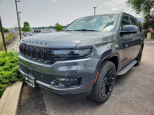 2023 Jeep Wagoneer Series II Carbide 4x4