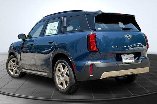 2025 MINI Countryman Base
