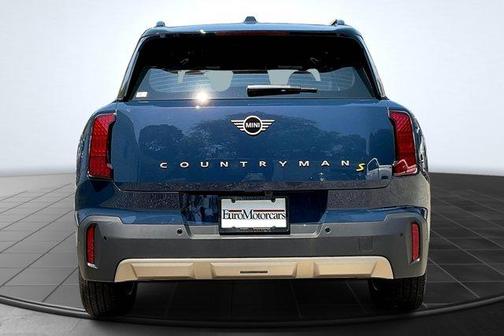 2025 MINI Countryman Base