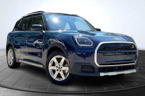 2025 MINI Countryman Base