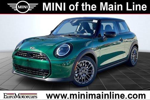 British Racing Green IV Metallic 2026 MINI Hardtop Cooper