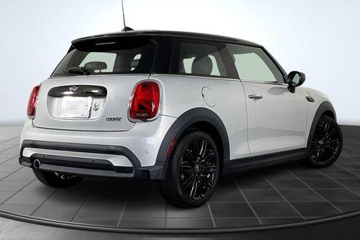 2022 MINI Hardtop Oxford Edition