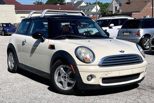 Pepper White 2009 MINI Cooper