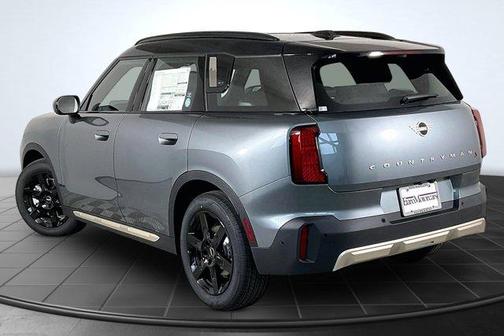 Smoke Green 2027 MINI Countryman