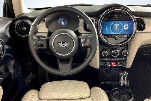 2023 MINI Hardtop Cooper