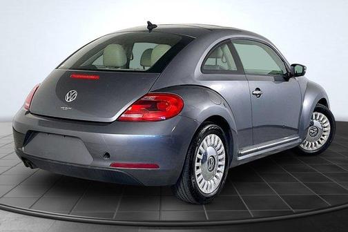Platinum Gray Metallic 2014 Volkswagen Beetle 2.5L