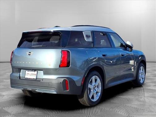 2025 MINI Countryman Base