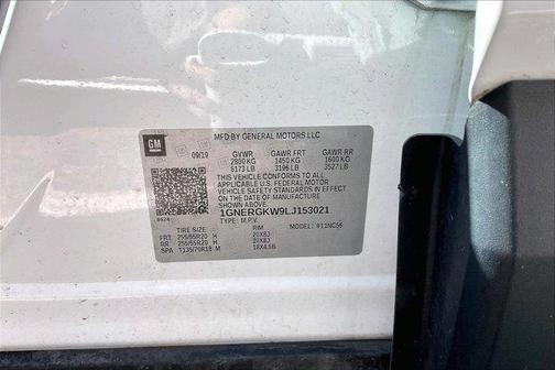 Summit White 2020 Chevrolet Traverse LT Cloth