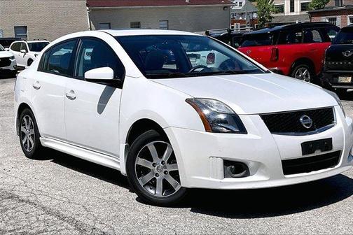 Aspen White 2012 Nissan Sentra 2.0 SR