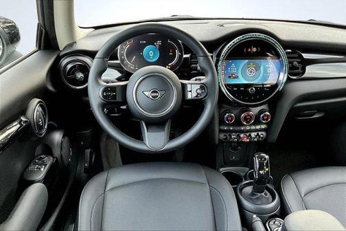 2023 MINI Hardtop Cooper
