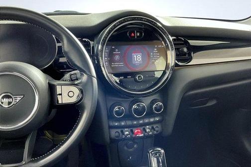 2022 MINI Hardtop Cooper