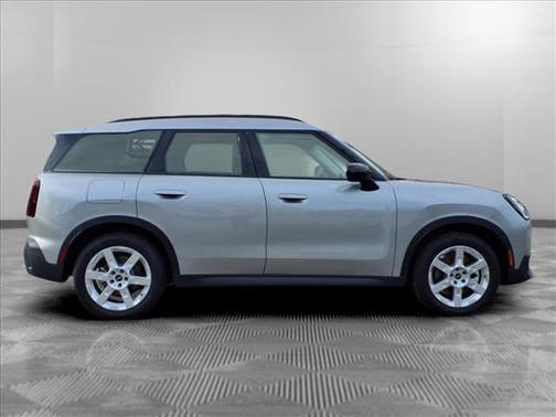 2025 MINI Countryman S