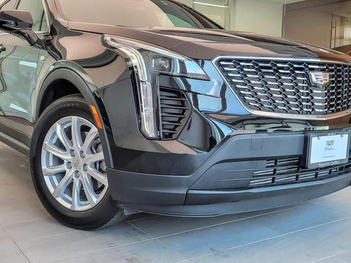 2022 Cadillac XT4 Luxury