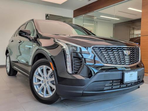 2022 Cadillac XT4 Luxury