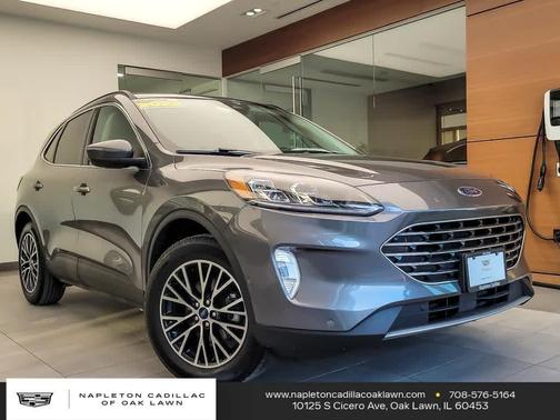 2022 Ford Escape Titanium