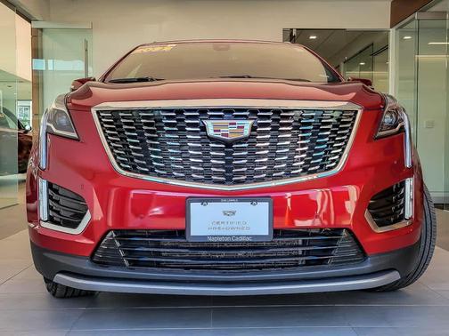 2022 Cadillac XT5 Premium Luxury