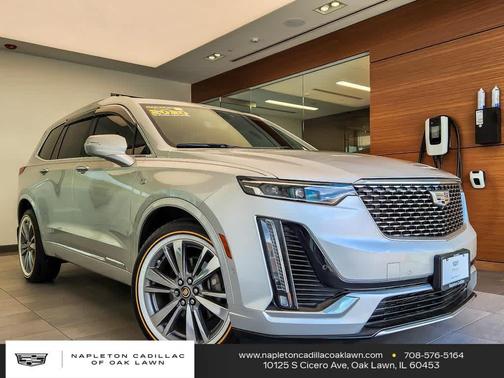 Radiant Silver Metallic 2020 Cadillac XT6 Premium Luxury AWD