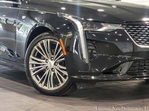 2022 Cadillac CT4 Premium Luxury